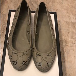 Gucci Jelly flats